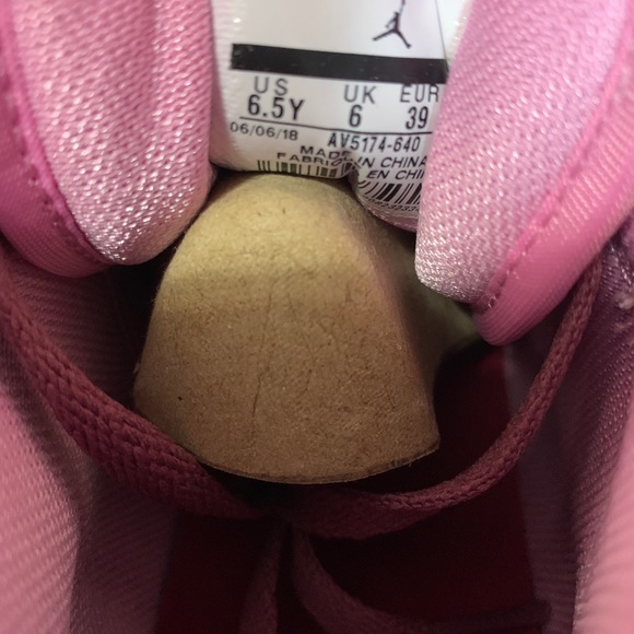 Nike Air Jordan 1 Mid SE (GS) - Picture 8 of 8